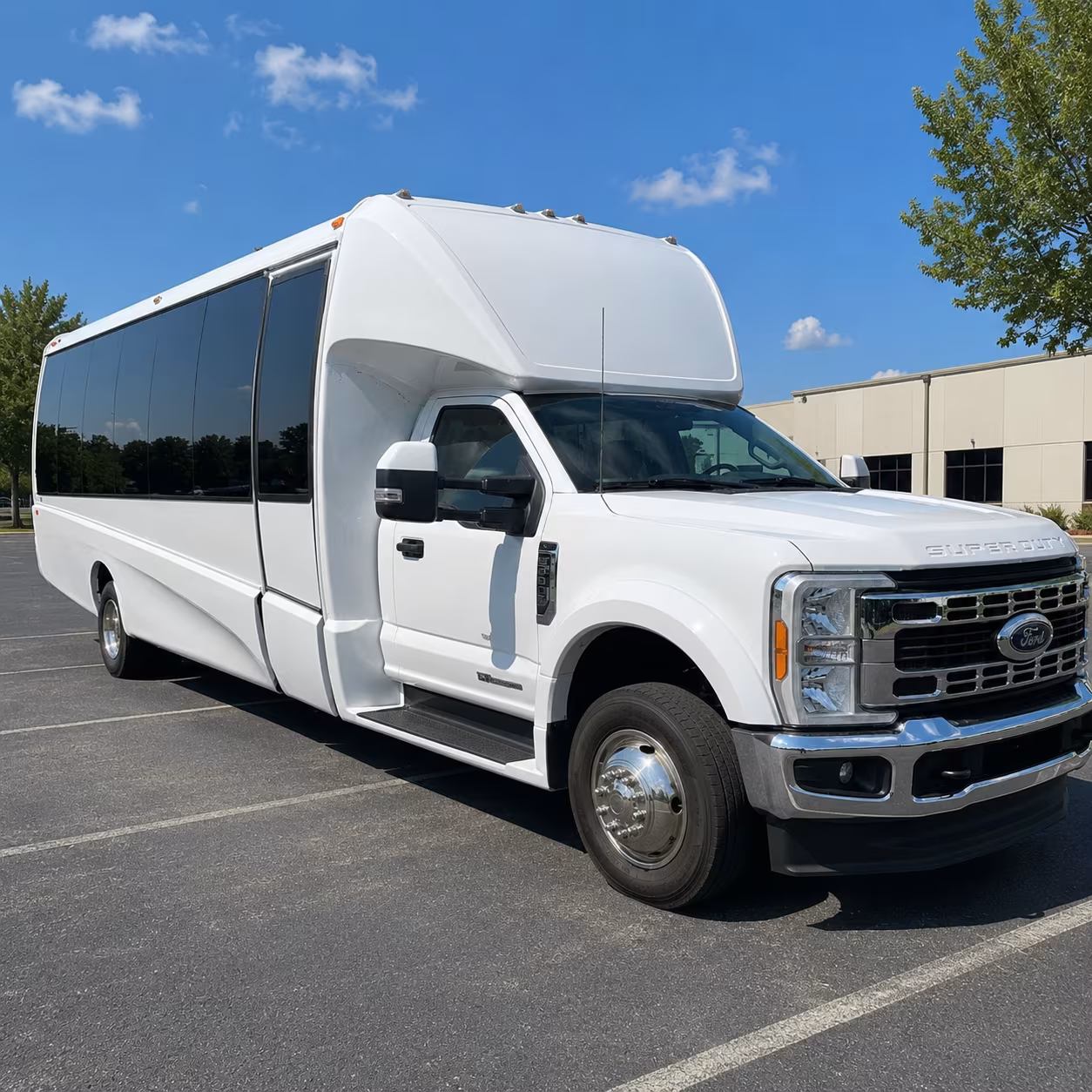 corporate airport transfer buses at daytona beach international airport