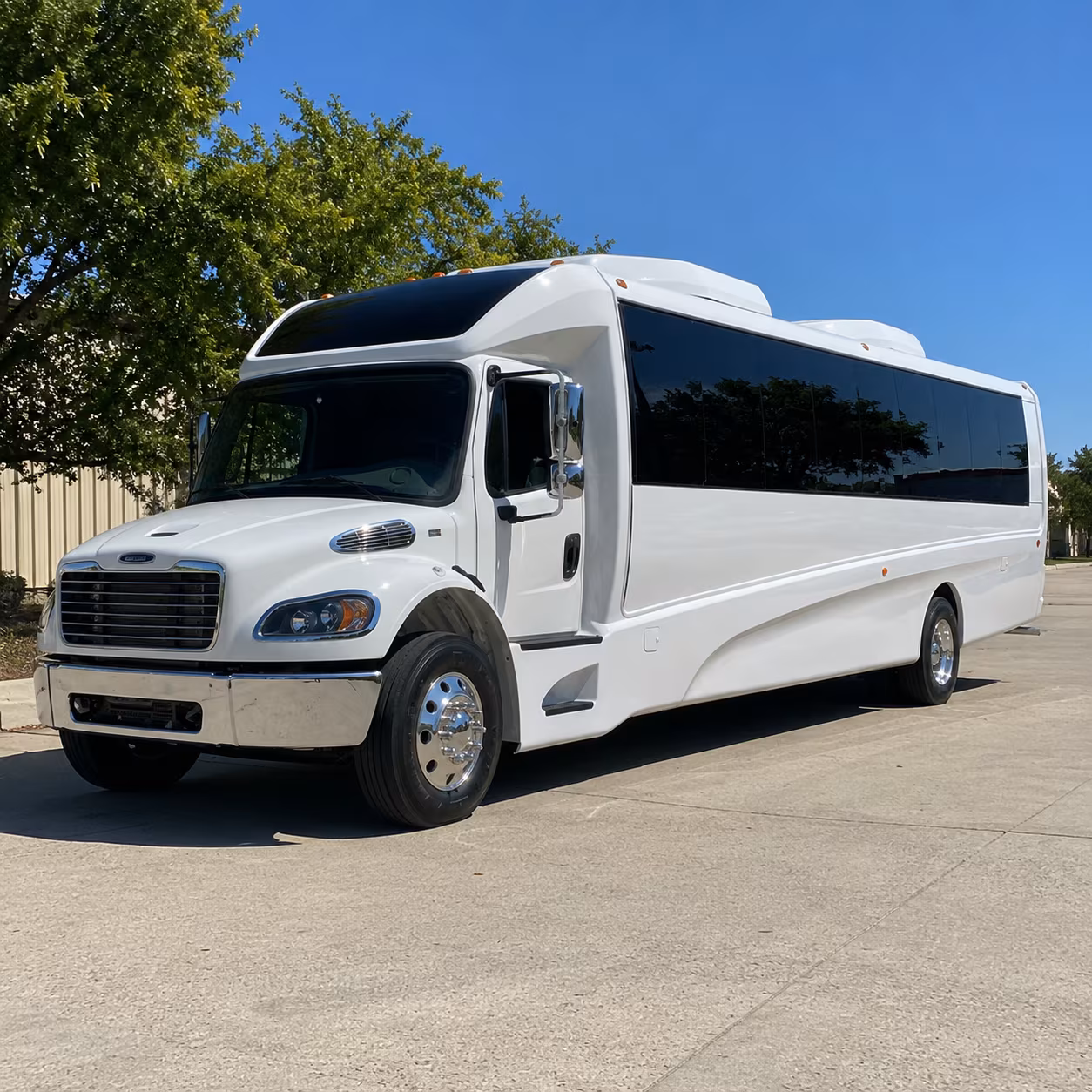 daytona beach 30 passenger minibus