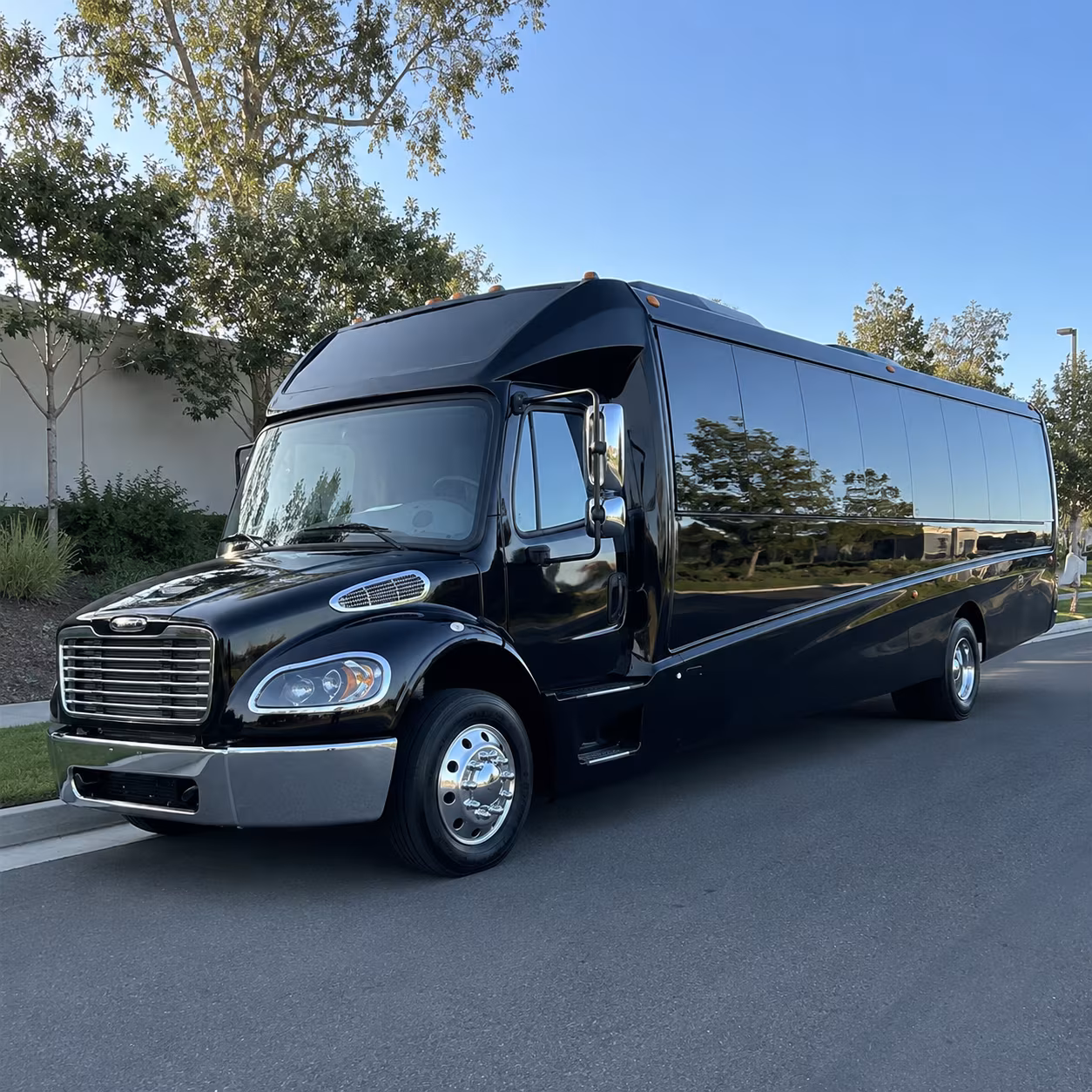 daytona beach 35 passenger minibus