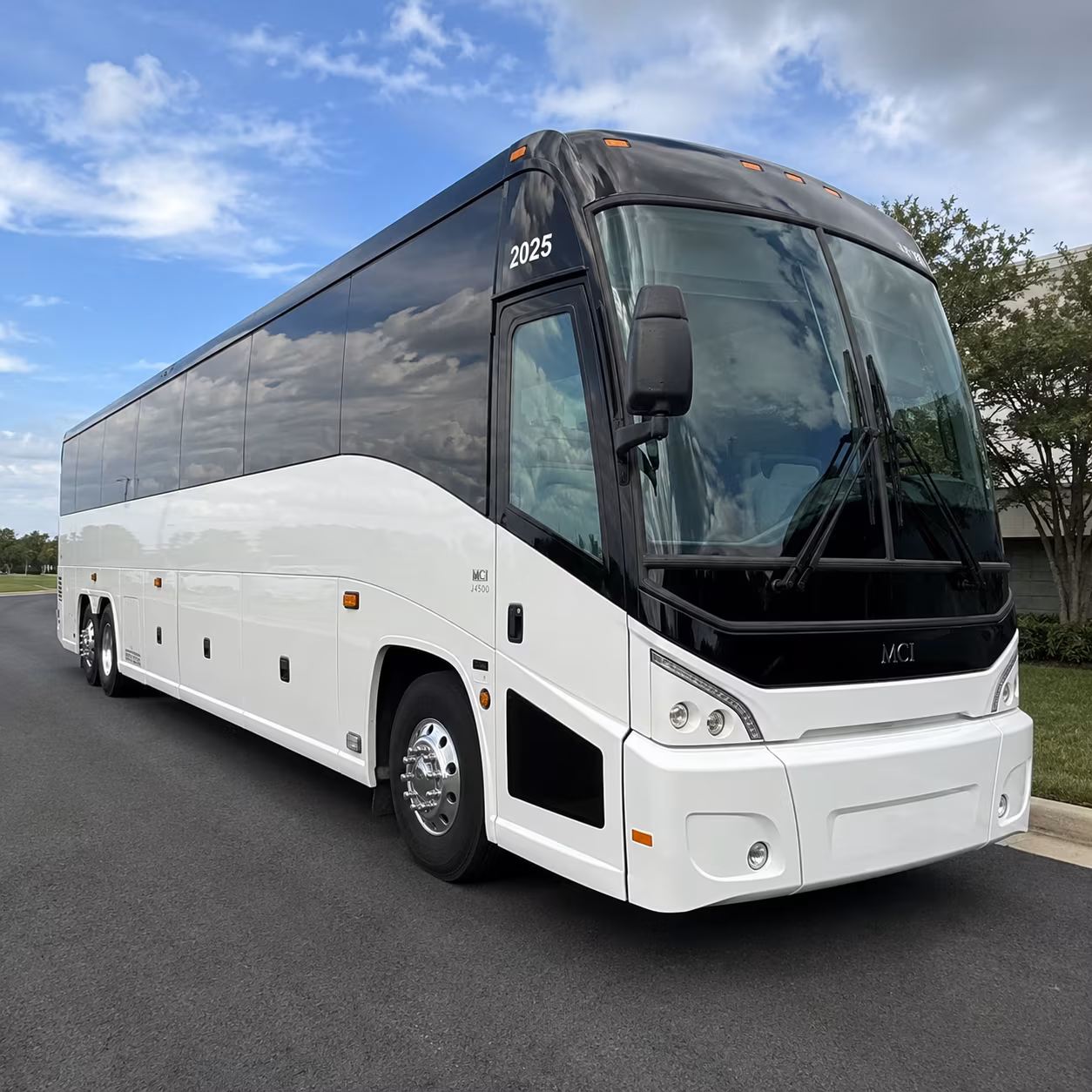 daytona beach bus rental service area