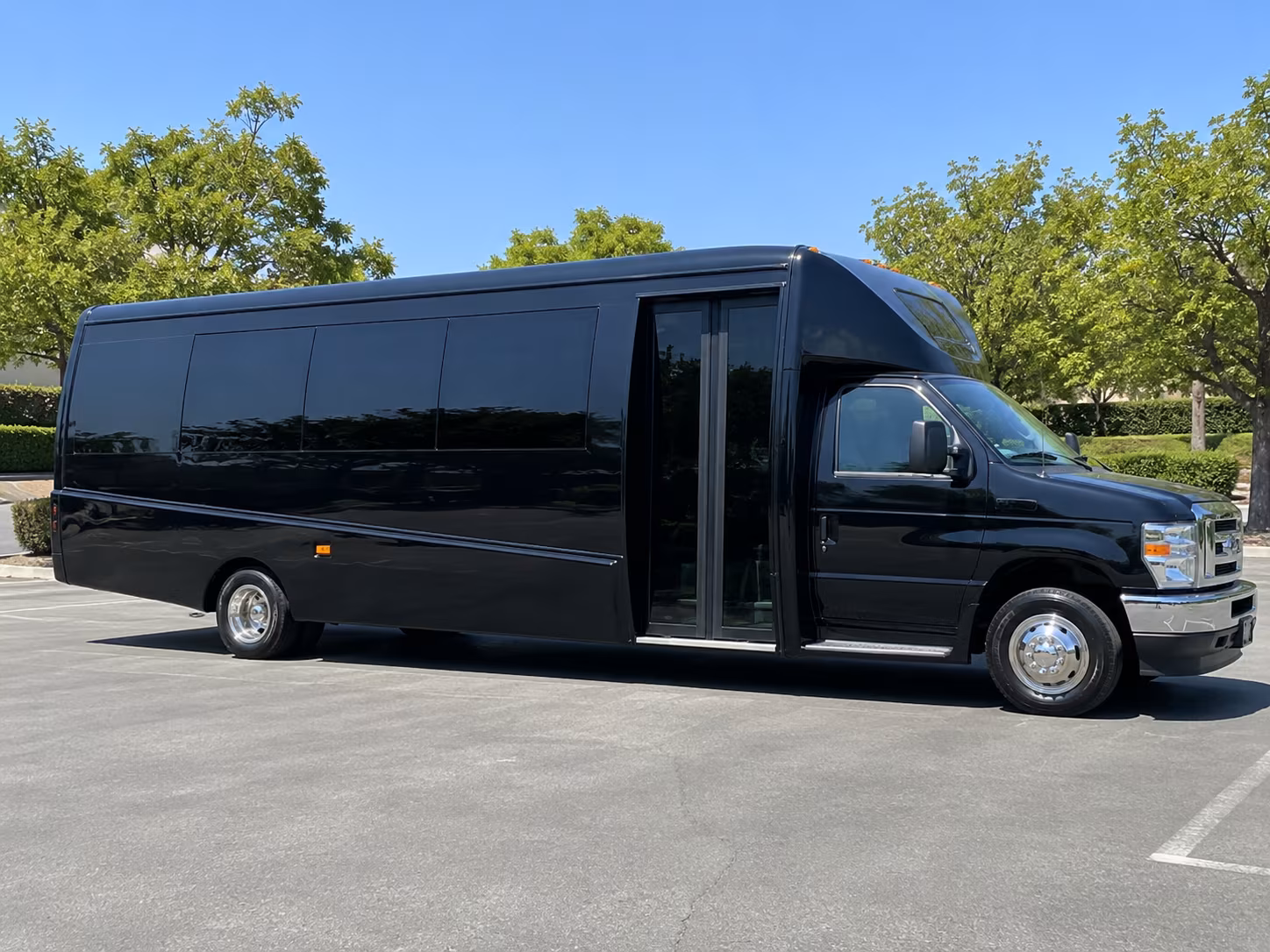 daytona beach sporting event transportation onboard seating