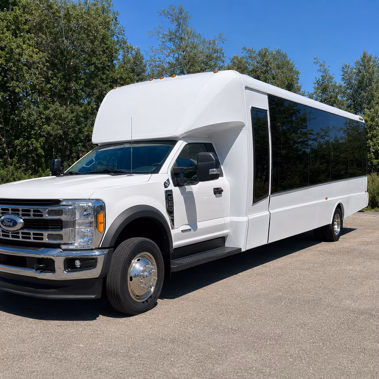 hotel to venue shuttle buses for multi day corporate retreats