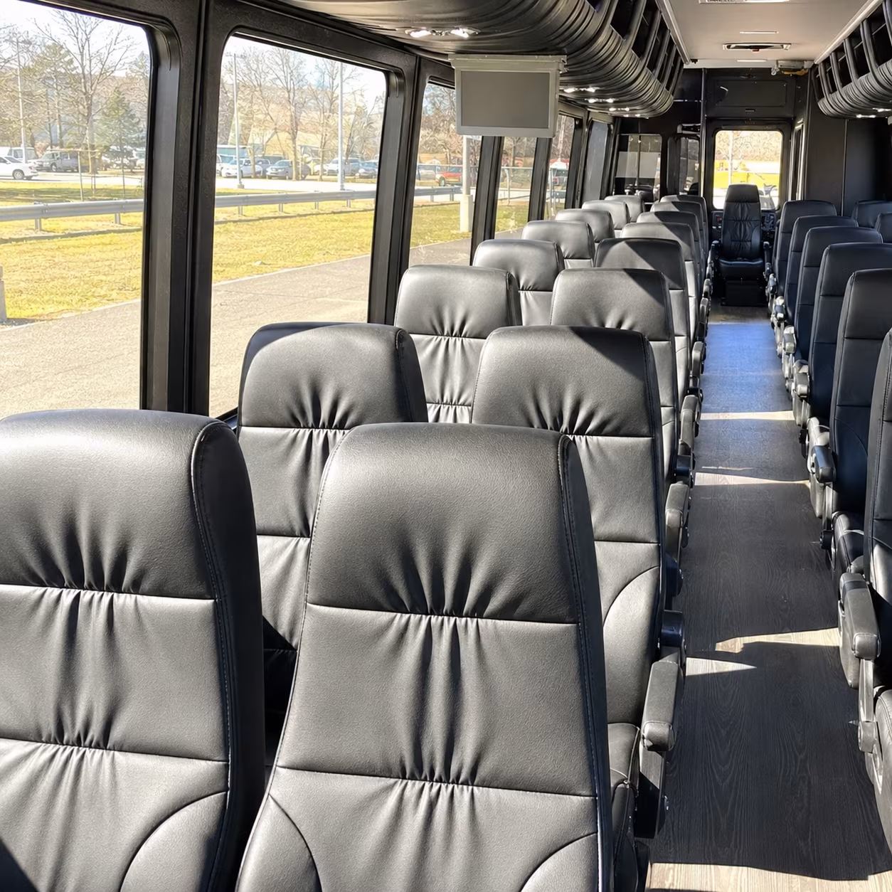 minibus rentals for daytona beach wedding day logistics and vendor runs