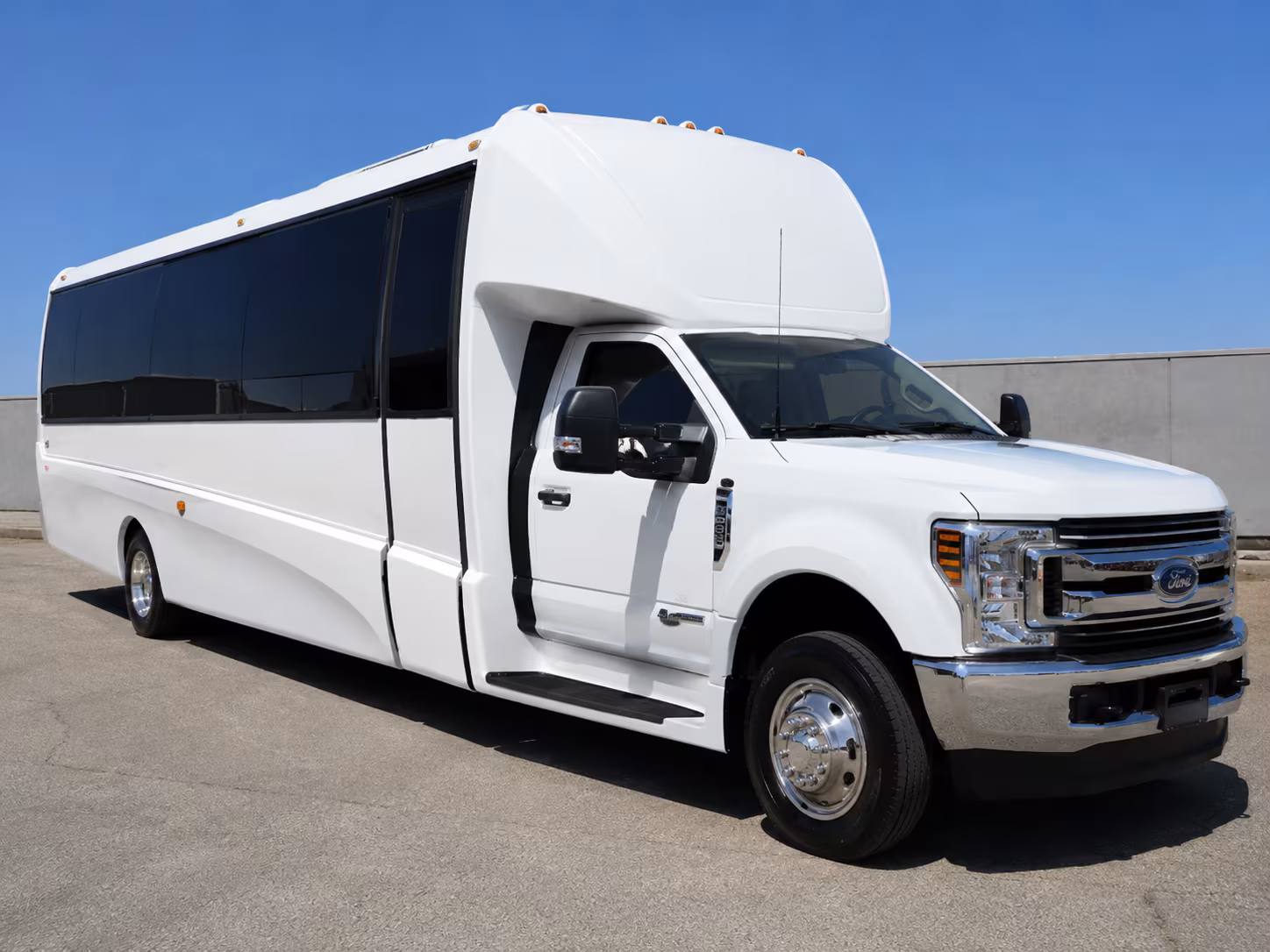 school field trip and group tour buses in daytona beach
